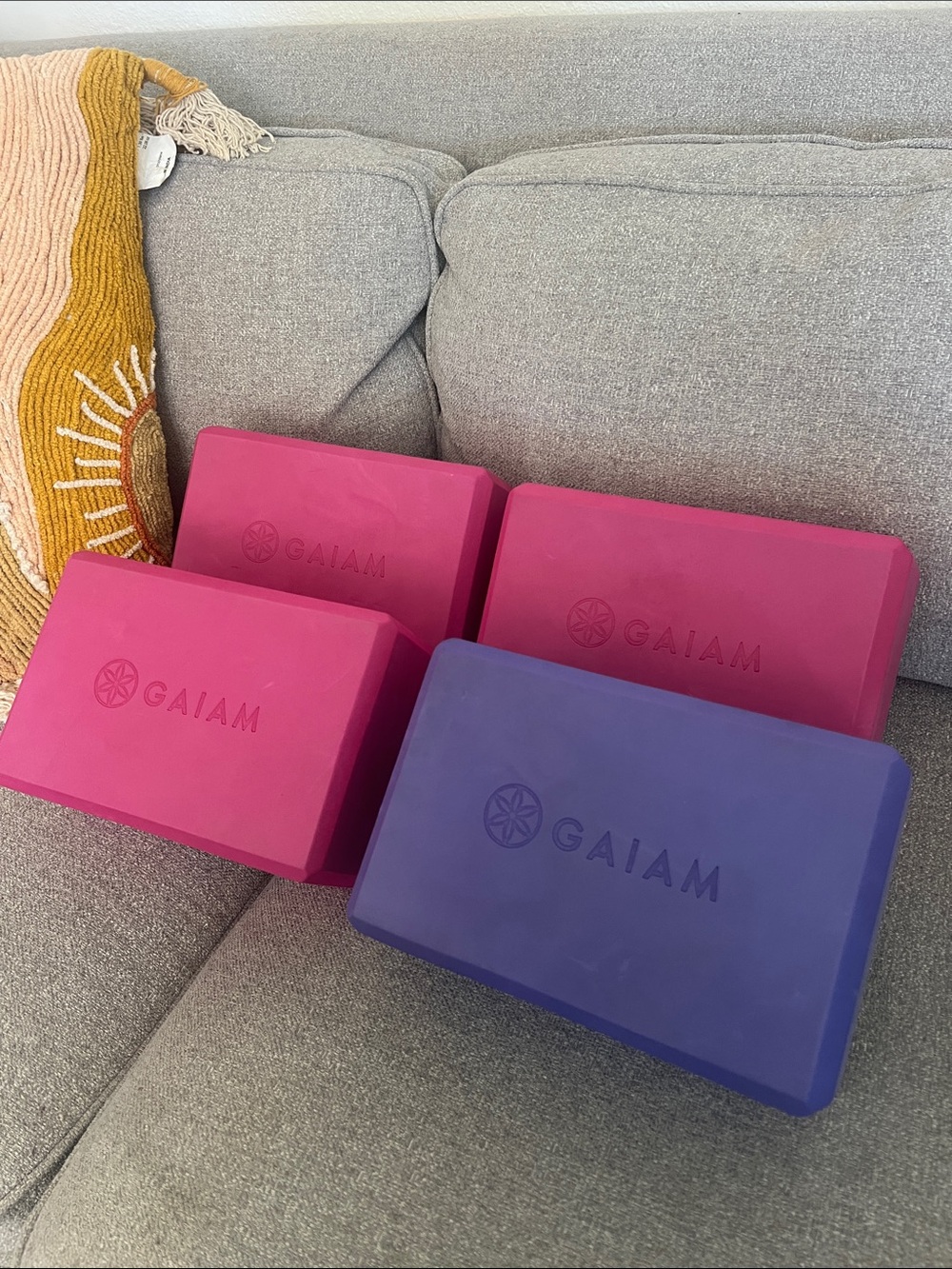 GAIAM Pink and Purple Yoga Blocks Set ~ 4 total